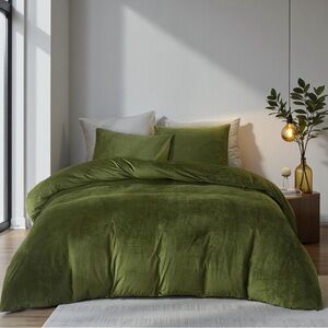 NEW West Elm Dark Green Lux Velvet Flannel Queen / King Duvet Bedding & Sham Set